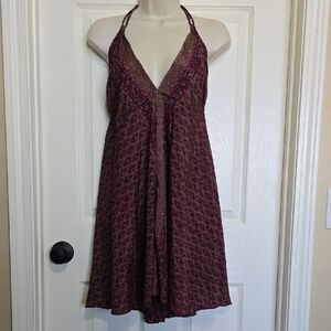 Elegant Burgundy Lace-Trimmed Chemise
